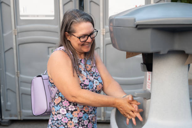 Best Porta potty delivery and setup  in Leesburg, VA